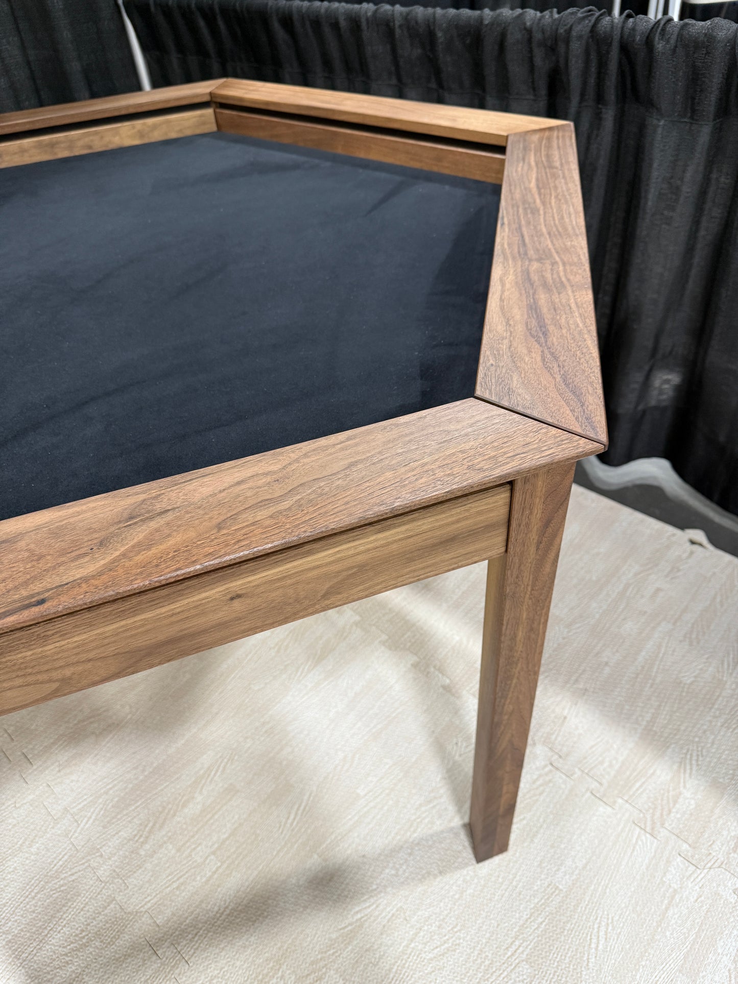 Game Table - Hexagon
